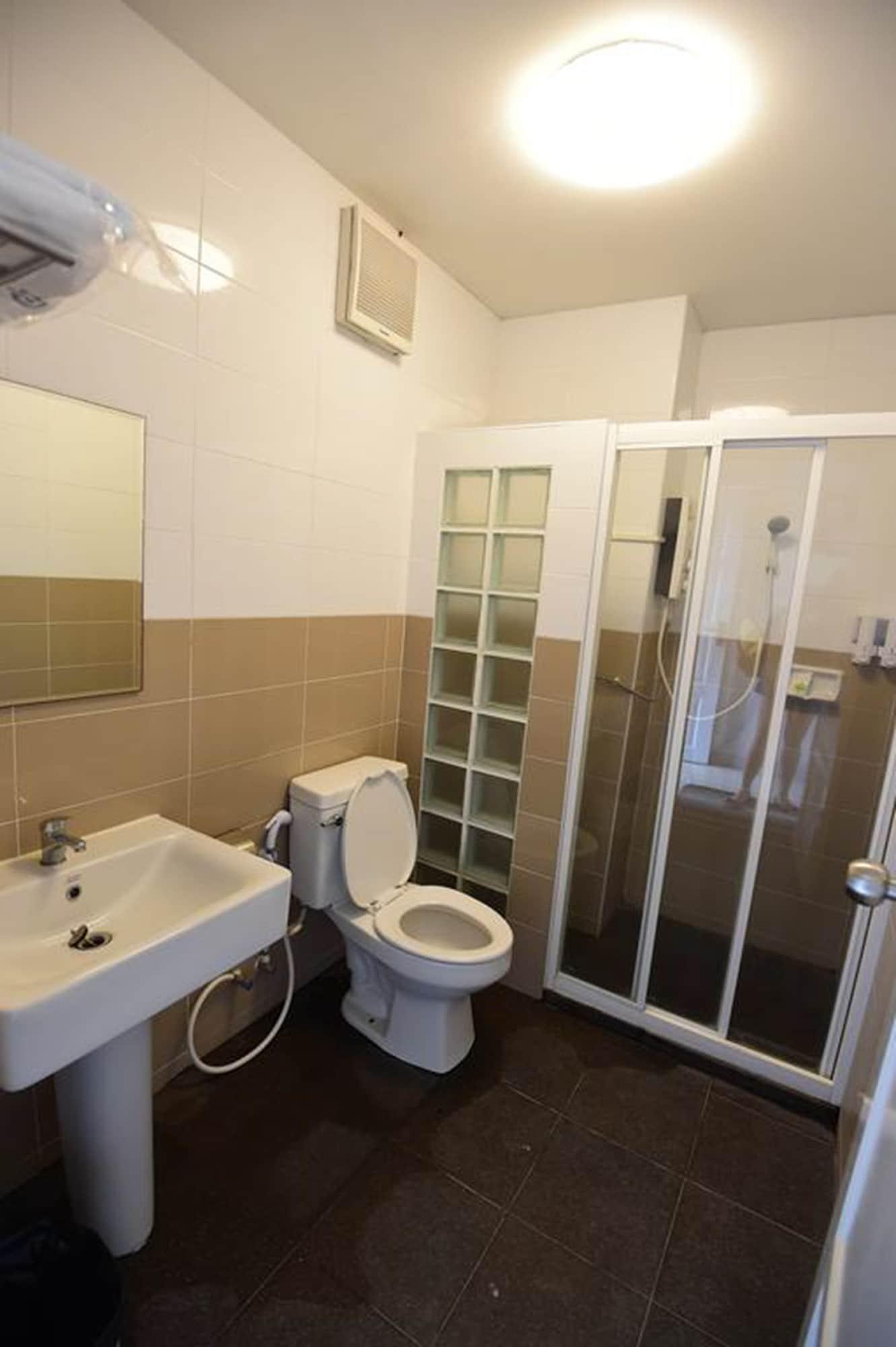 Rose Villa Hote Pak Chong Екстериор снимка