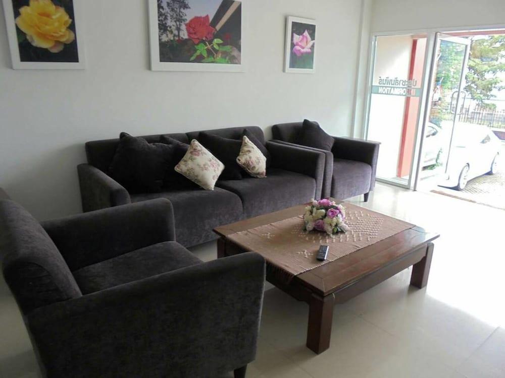 Rose Villa Hote Pak Chong Екстериор снимка