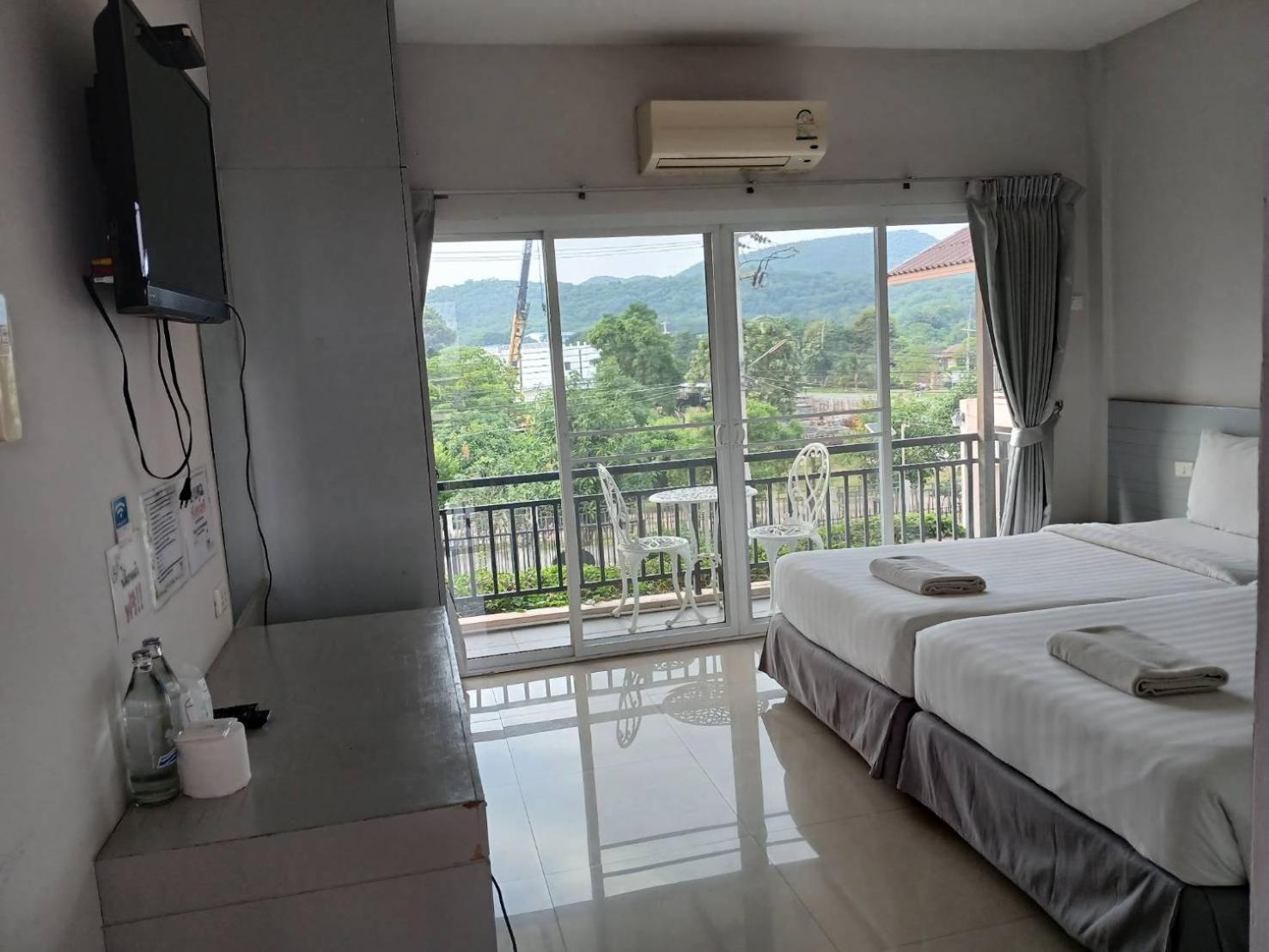 Rose Villa Hote Pak Chong Екстериор снимка