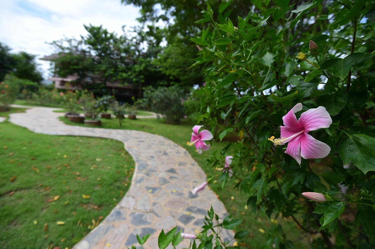 Rose Villa Hote Pak Chong Екстериор снимка