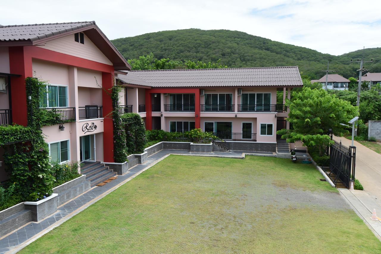 Rose Villa Hote Pak Chong Екстериор снимка